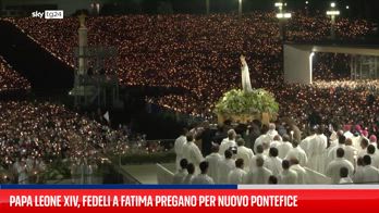 A Fatima fedeli in preghiera per Papa Leone XVI