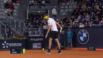 ARBITRO TENNIS RICHIAMA IL TIFOSO "MA CHE TE STRILLI?"