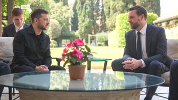 Zelensky incontra il Pontefice e JD Vance, disgelo con vicepresidente USA