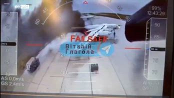 Guerra in Ucraina, raid di Kiev con droni su aerei da bombardamento russi