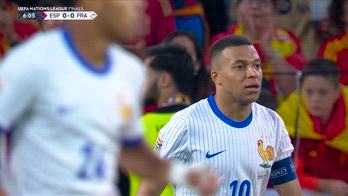 MBAPPE GOL SBAGLIATO