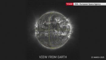 Poli Sole, prime immagini da sonda spaziale Solar Orbiter