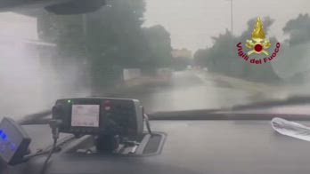 Maltempo, allagamenti e strade chiuse nel modenese