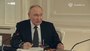Guerra in Ucraina, Putin: pronto a incontrare Zelensky