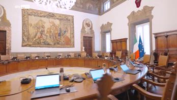 Medioriente, Meloni convoca vertice d'urgenza: "riprendere subito i negoziati"