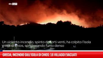 Vasto incendio in Grecia devasta l'isola di Chios