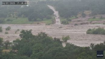 Alluvione in Texas, l'inondazione del fiume in timelapse