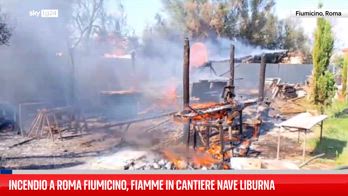 Fiumicino, fiamme nel cantiere della Liburna: salva la "nave romana"