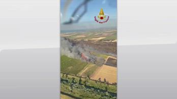 Molise, incendio nelle campagne: chiusa la provinciale 40