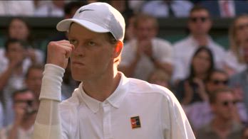 Sinner: dall'infortunio al trionfo di Wimbledon