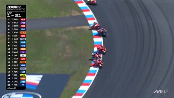 BAGARRE MARQUEZ PECCO BEZZ
