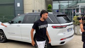 Juve, l'arrivo di Joao Mario per le visite mediche