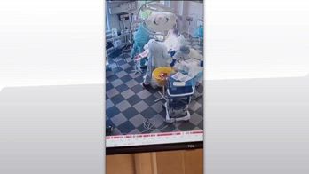 Terremoto Russia, i medici in sala operatoria durante le prime scosse