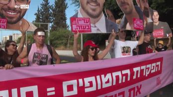 Parenti ostaggi israeliani rapiti da Hamas autorizzano diffusione video