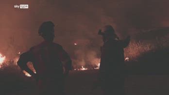 Spagna, incendio LeÃ³n: notte di lavoro per vigili del fuoco