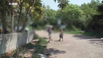 Donna investita a Milano, bimbi coinvolti via da campo Rom, poi rientrano