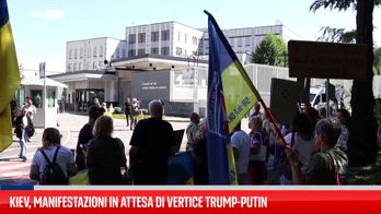 Kiev, manifestazioni in attesa di vertice Trump-Putin