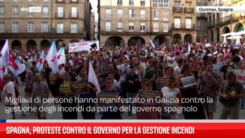 Spagna, proteste contro il governo per la gestione incendi