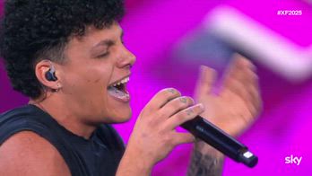 X Factor 2025, Orazio rischia e canta âE se domaniâ di Mina