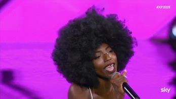 X Factor, Sakina canta âFallin'â di Alicia Keys ai Bootcamp