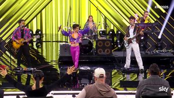 X Factor, si balla con i The Vice sulle note della CarrÃ 