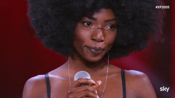 Last Call X Factor 2025, Sakina canta a Paola âIt's a Pityâ