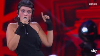 X Factor, la performance ammaliante di Alice con Ti voglio