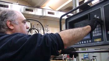 Manovra, in pensione piu' tardi: stop solo per pochi