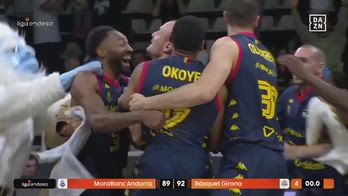 Spagna, folle canestro a tutto campo