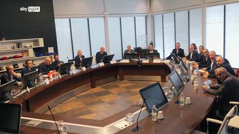 Stellantis, primo incontro europeo tra Filosa e sindacati metalmeccanici