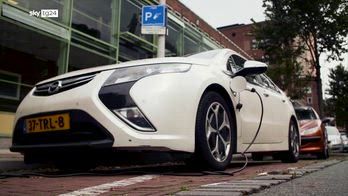 Auto elettriche, al via le domande per il bonus