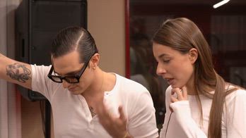 X Factor Daily puntata 9, Lauro in sala prove con LAYANA