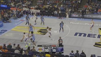 NBA, 44 punti di Luka Doncic contro Memphis