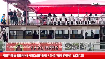 Flottiglia indigena solca Rio delle Amazzoni verso la COP30