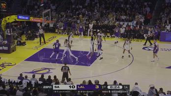 NBA, 35 punti di Luka Doncic contro San Antonio