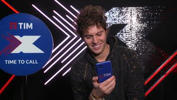 X Factor, i concorrenti chiedono un favore ai loro genitori