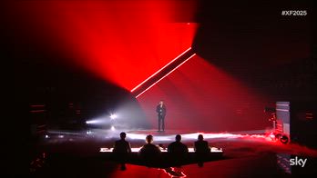 X Factor 2025, eroCaddeo canta Uomini soli dei Pooh