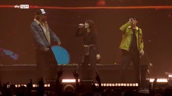 Rio Ari O Live: Luca Carboni al Forum di Milano con Cremonini, Elisa e Jovanotti