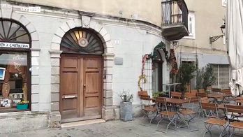 Mamma uccide a coltellate alla gola figlio di 9 anni a Muggia