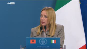 ERROR! ESTR MELONI IMMIGRAZIONE