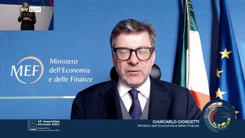 Giorgetti: "Speriamo in altri miglioramenti per la manovra"