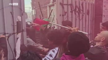 Torino, studenti provano a entrare a Porta Nuova: scontri