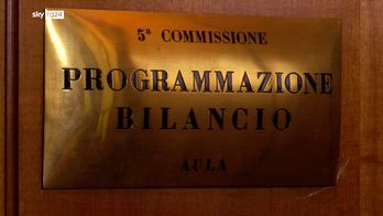 Manovra, ipotesi tassa agevolata sull'oro: molte incognite
