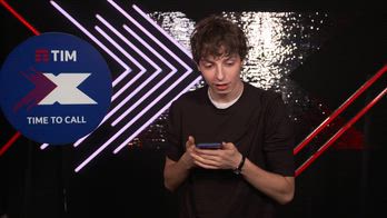 X Factor 2025, le telefonate agli amici a casa