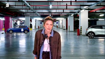 GialappaShow 2025: Pierfrancesco Favino al citofono