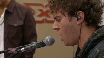 X Factor 2025, PierC si prepara in sala prove con Gabbani