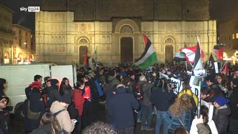 ERROR! Proteste Pro Gaza a Bologna, scontri per la partita Virtus Bologna-Maccabi Tel Aviv