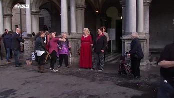 Corte di giustizia Ue: matrimoni gay contratti in altro Paese vanno riconosciuti