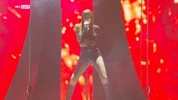 emb giov ore 13 Annalisa in tour: musica e mega show, ecco "Ma noi siamo fuoco"