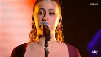 X Factor 2025, DELIA canta Sei bellissima di Loredana BertÃ¨